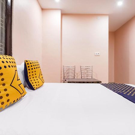Spot On 63000 Hotel S.S. Plaza Banthra Sikandarpur Esterno foto
