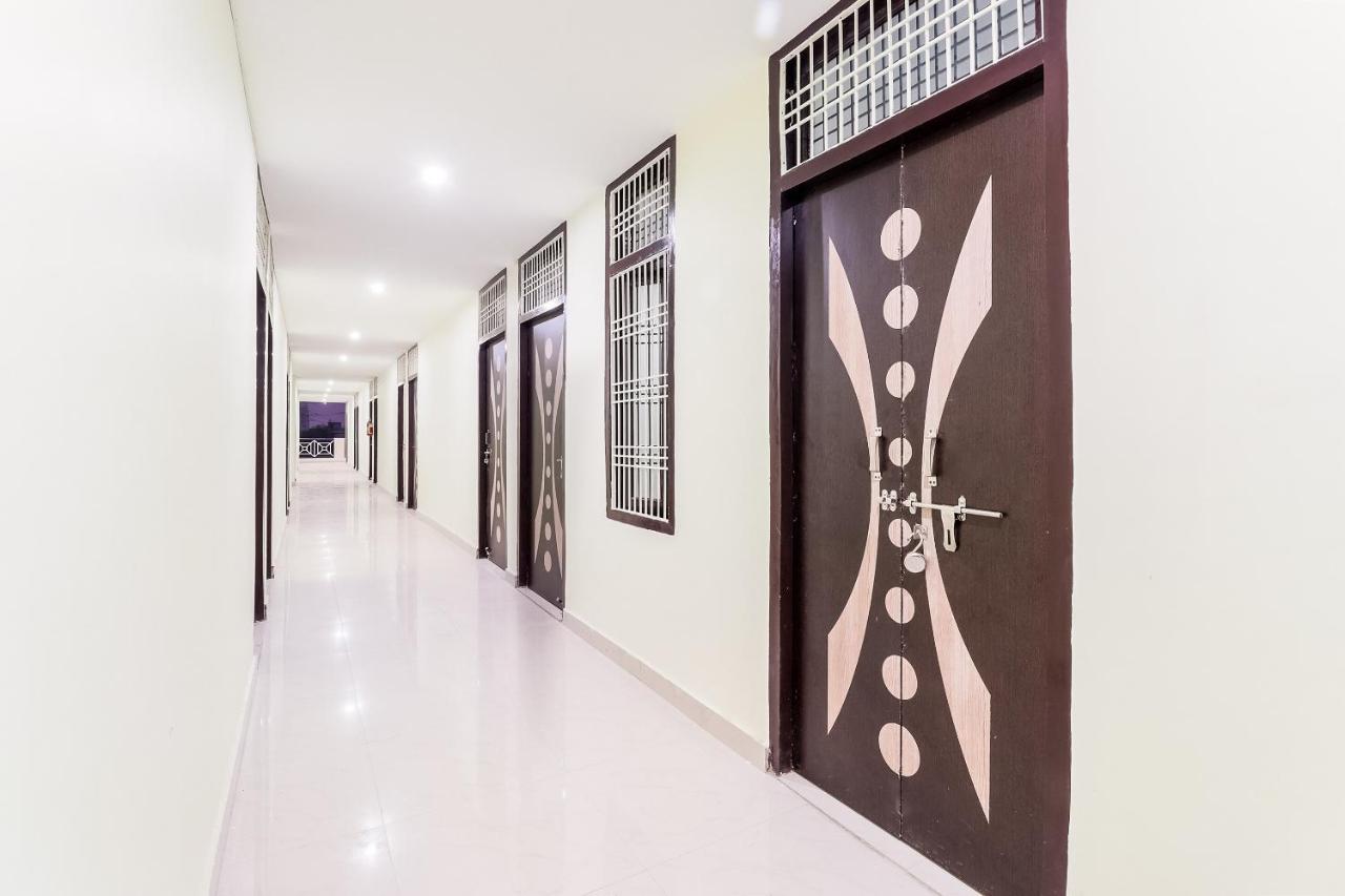 Spot On 63000 Hotel S.S. Plaza Banthra Sikandarpur Esterno foto