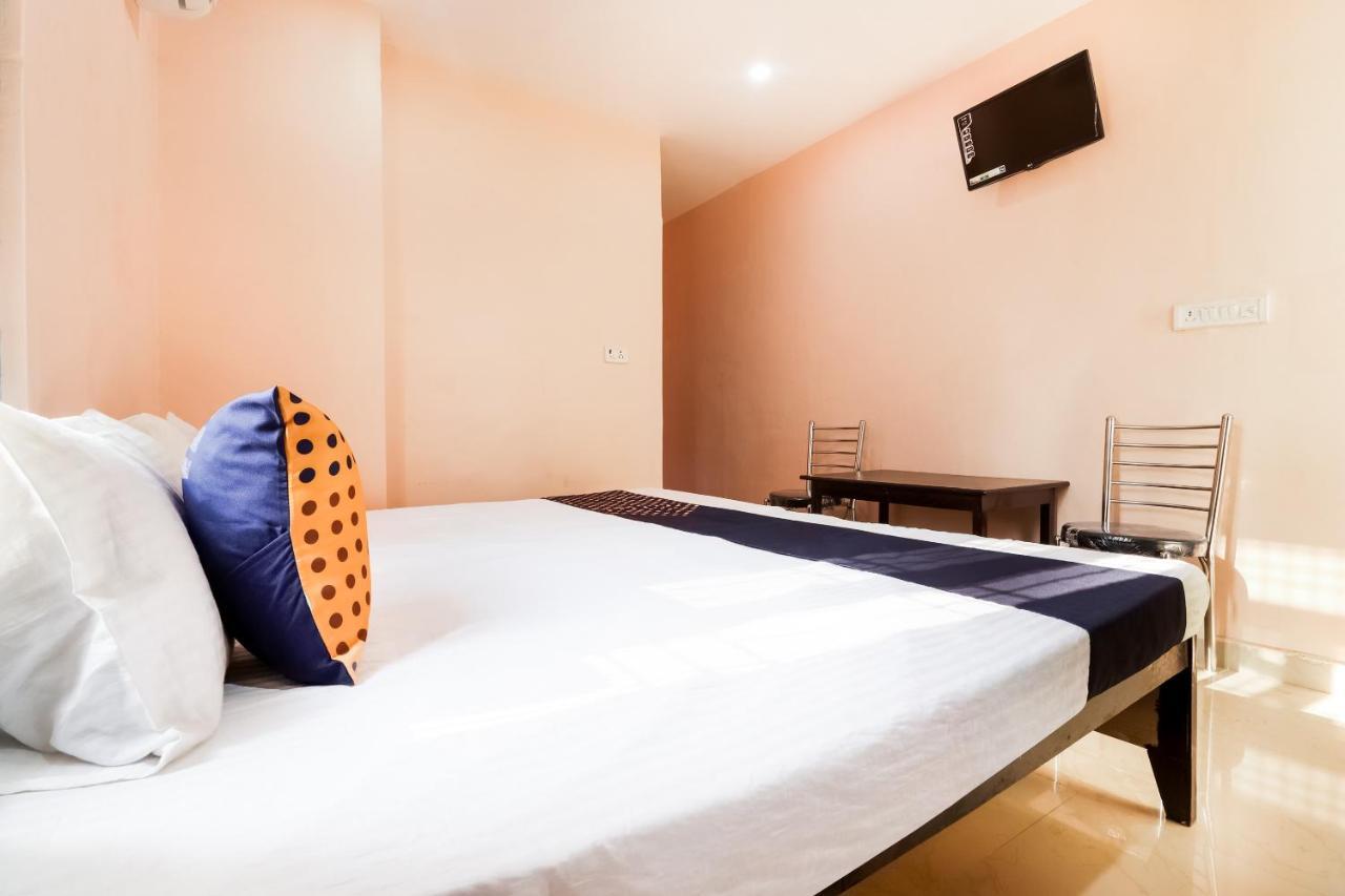 Spot On 63000 Hotel S.S. Plaza Banthra Sikandarpur Esterno foto