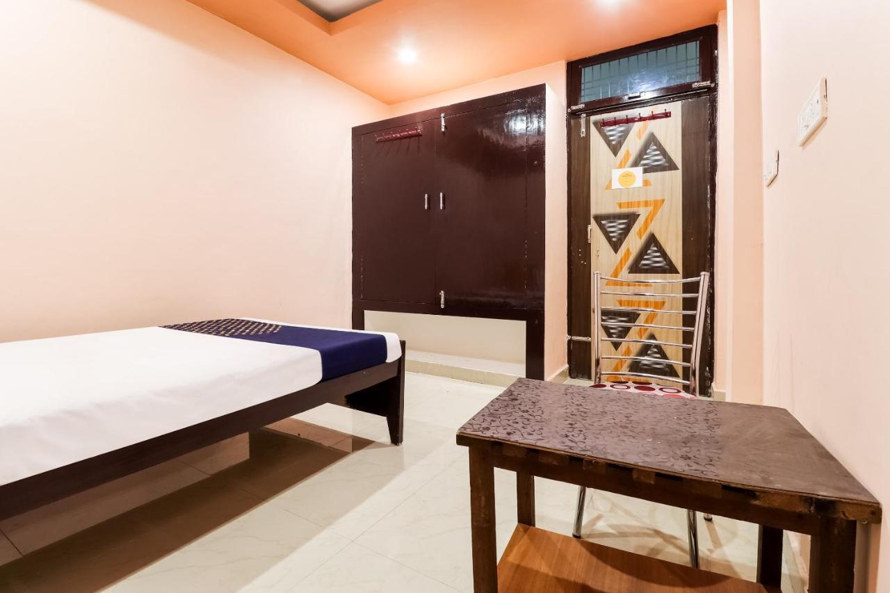 Spot On 63000 Hotel S.S. Plaza Banthra Sikandarpur Esterno foto