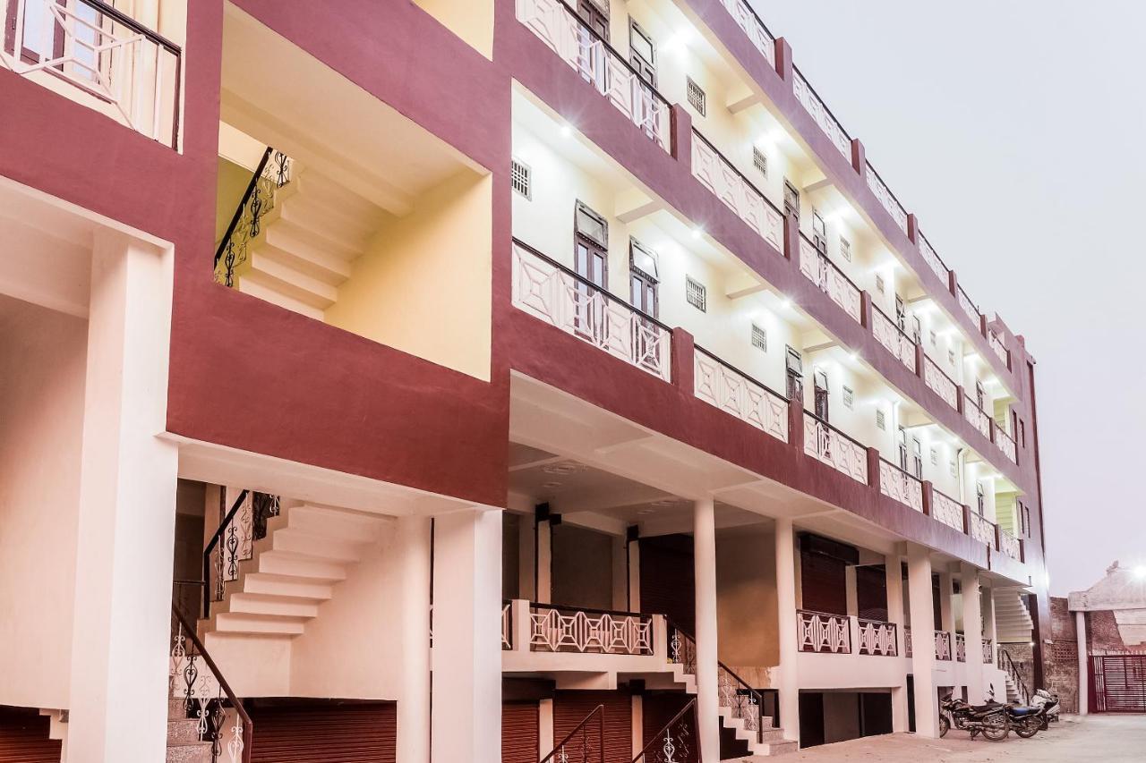 Spot On 63000 Hotel S.S. Plaza Banthra Sikandarpur Esterno foto