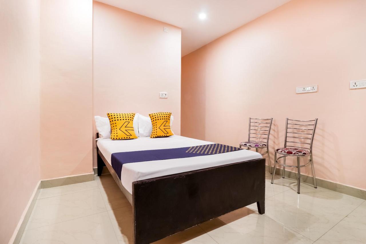 Spot On 63000 Hotel S.S. Plaza Banthra Sikandarpur Esterno foto